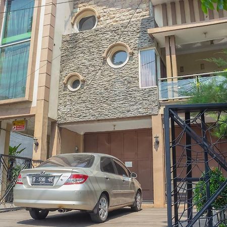 Reddoorz Syariah Near Pasar Modern Cikopo Hotell Karawang Eksteriør bilde